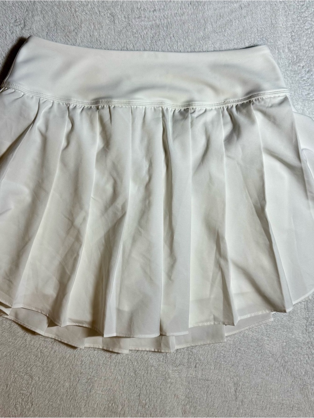 Old Navy White Pleated Circle Skater Skirt